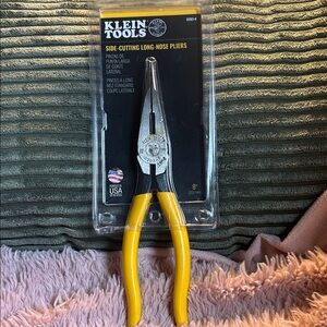 Klein Tools Side-Cutting Long-Nose Pliers